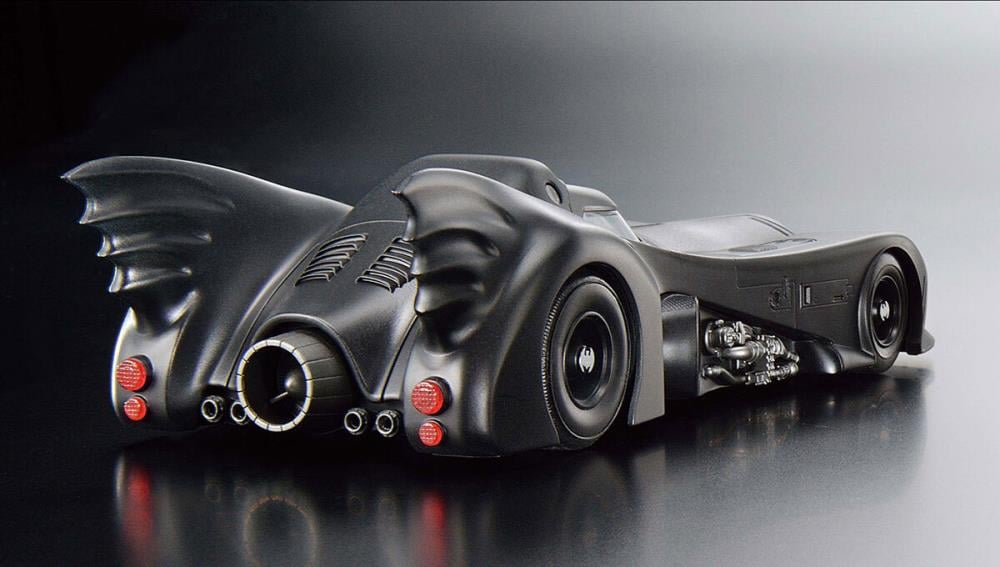 Batman (1989) Batmobile 1/35 Scale Model Kit